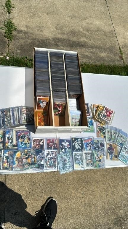 155: Sports Cards: Vintage + Modern, Collectibles, Action Fi