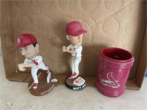 2 Cardinal Bobbleheads & Cards Coozie