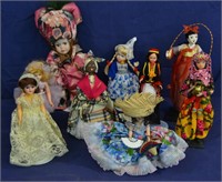 19pcs Dolls of The World All On Stands