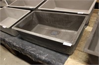 Composite farmhouse sink