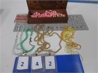 WOOD DECORATED GLOVES BOX & NECKLACES
