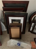 LOT OF VARIOUS EMPTY FRAMES ONE ORNATE