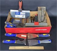 Scrapers, Trowels And Knives