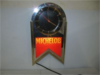 MICHELOB CLOCK LIGHT