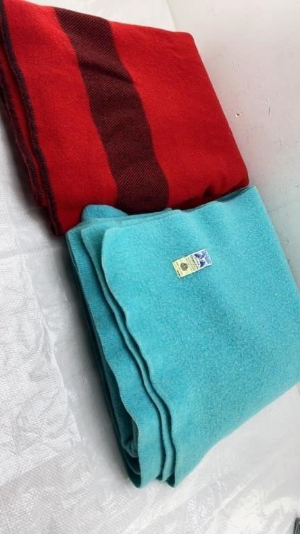 Kenwood wool blanket and red blanket