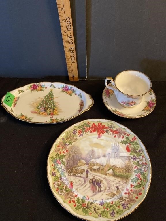 Royal Albert Christmas Magic set & Royal Albert