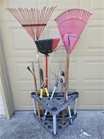 Yard Tools and Organizing Stand