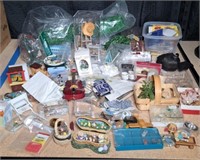 Assorted Doll House Miniatures