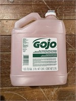 1 Gallon of Gojo All Purpose Skin Cleaner