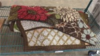 Various sized throw rug lot