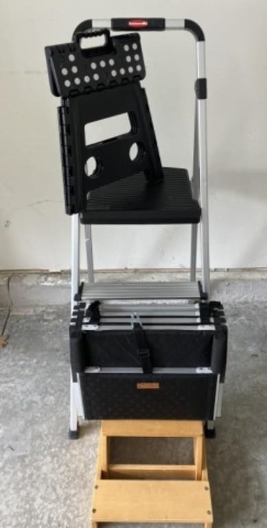 Rubbermaid Step Ladder and Stools