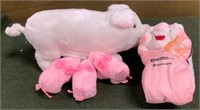 Plush Pigs