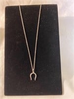 sterling silver horseshoe pendant 19" chain
