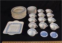 37pcs Wedgwood Embossed Queens Ware dessert servic