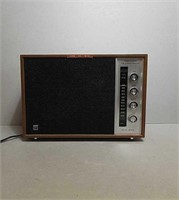 Vintage Realistic Brand Radio.