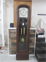 OAK GRANDFATHER CLOCK