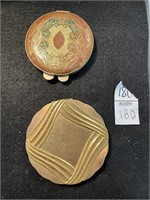 Round Compacts Lot