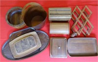 LARGE LOT OF WOODEN SERVING ITEMS