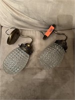 PAIR OF VTG HOLLYWOOD REGENCY LIGHT FIXTURES