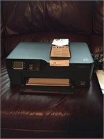 HP Deskjet 3520 Printer with Ink