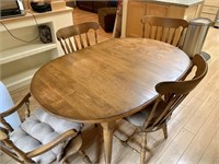 Wood Dining Room Table with 4 Chairs and 2 Leaf