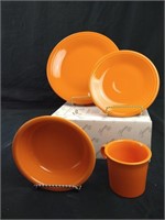 4PC Place Setting of Fiesta Ware