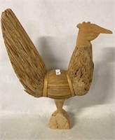 DECOR - CHICKEN MADE OF WOOD AND STRAW
