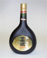 Gold Nihon Sakari Saki bottle 720ml