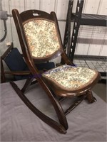 CHILDS FOLD-UP ROCKER