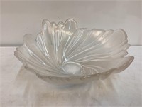 Pattern Glass Swirl Bowl