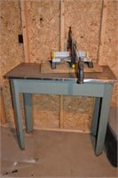 165: Stanley Miter Saw with Bench