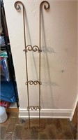 Ornate gold colored hanging plate rack