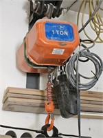 Jet 1 Ton Hoist