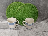 Coffee Cups & Paper Plate Holders