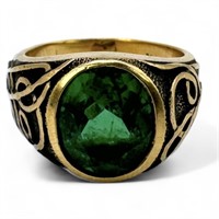 10K Gold Ring w/ Green Stone Celtic Design