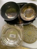 LOT OF SILVERPLATE BOWLS AND TRIVET