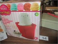 4 Qt. Ice Cream Machine