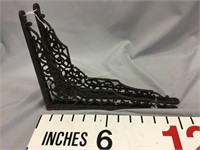 Cast iron wall/ shelf brackets 12" (2)