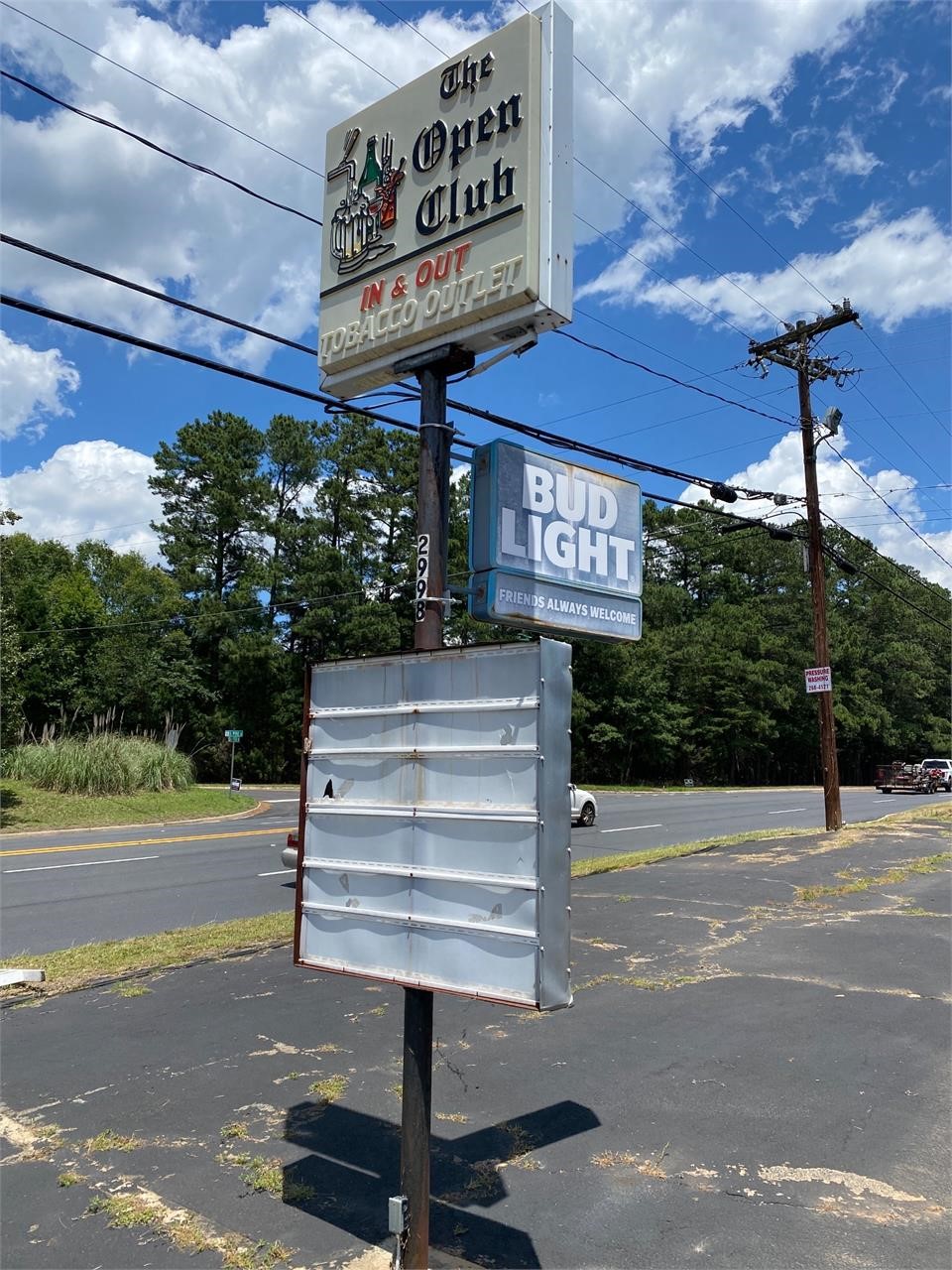 Outdoor Signs & Post
