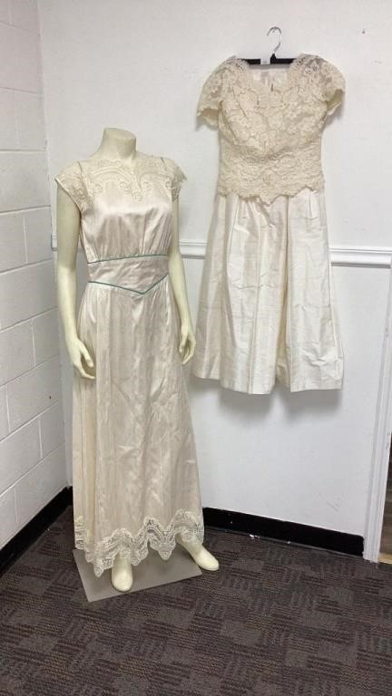 (2) vintage ladies dresses. Both small sizes.