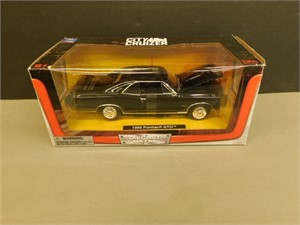 1966 Pontiac GTO Diecast car 1:24 scale
