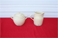 Roseville Pitcher & 3 Quart Covered Pot