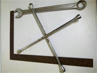 Square, Tire Iron, Large Wench 1 1/2"
