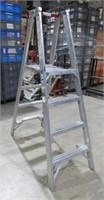 Werner 4' Platform Step Ladder-