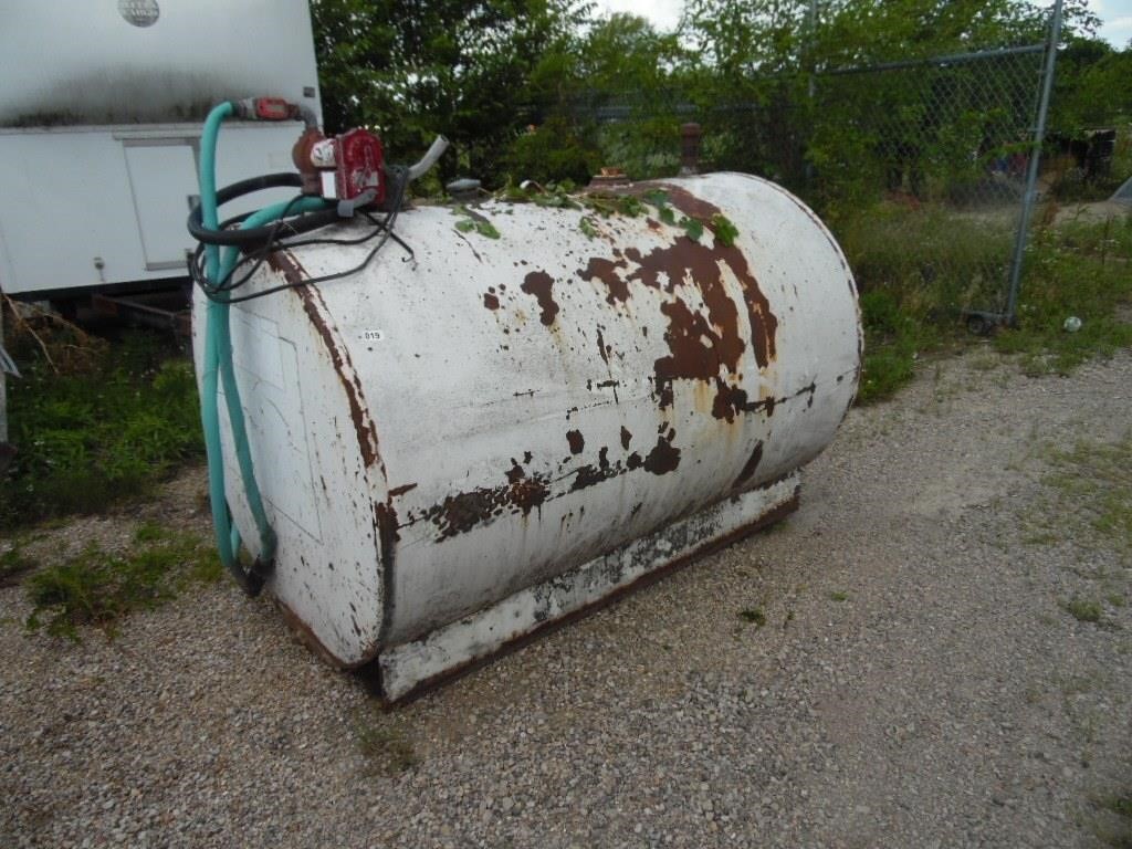 500 GALLON FUEL TANK WITH PUMP CONDITION UNKNOWN