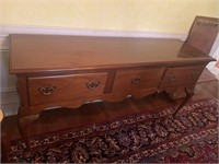 Buffet with 3 drawers