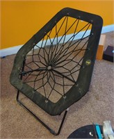 Bungee folding chair