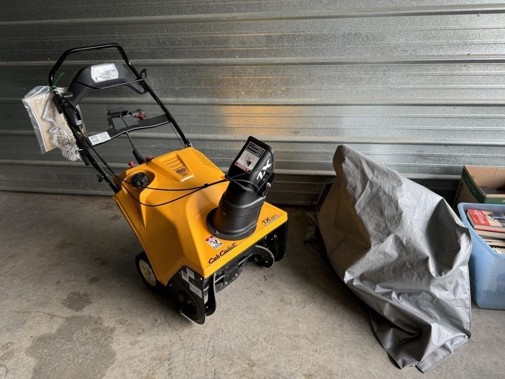 CUB CADET SINGLE STAGE SNOW THROWER