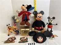 Vintage Disney Mickey Mouse Articles,