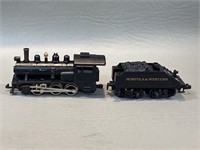 Vtg Arnold Rapido N Scale Gauge Locomotive &